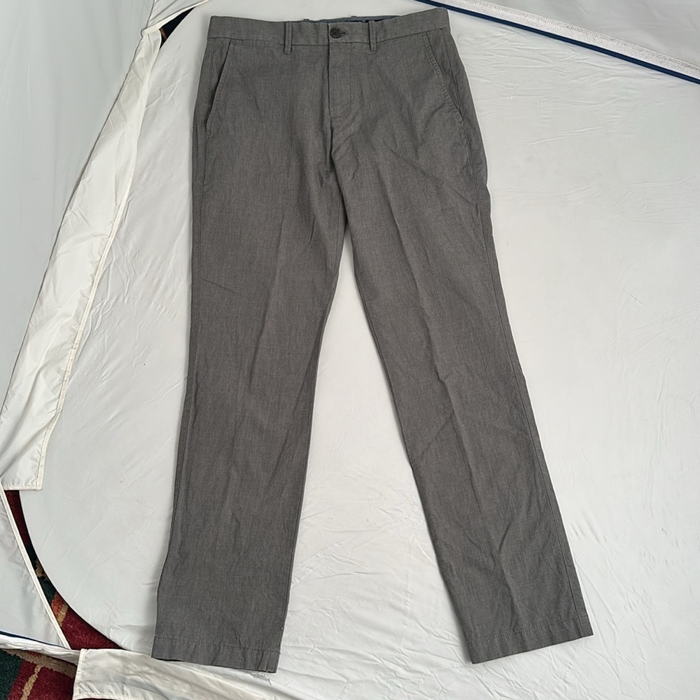 Gap Slim Fit Nailhead Light Gray lightweight flat front trousers